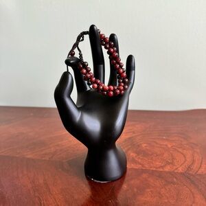 Bracelet garnets pull on bracelet